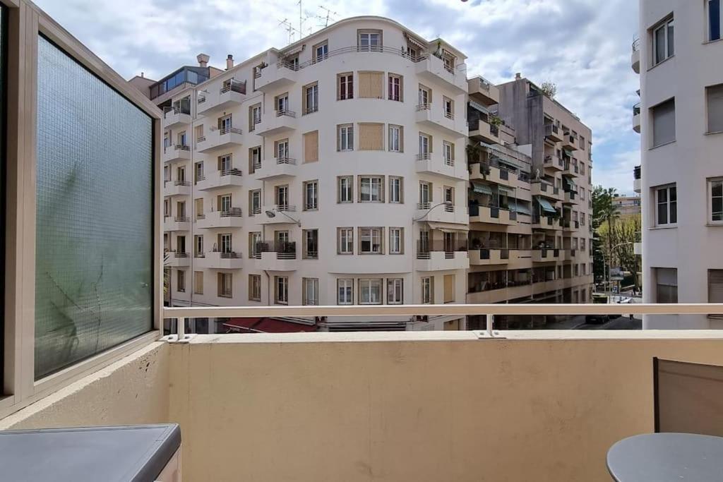 Apartment T2 Moderne Proche Du Port - Clim Nice