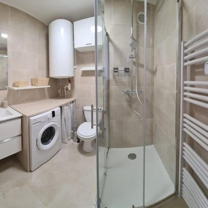 Apartment T2 Moderne Proche Du Port - Clim Nice