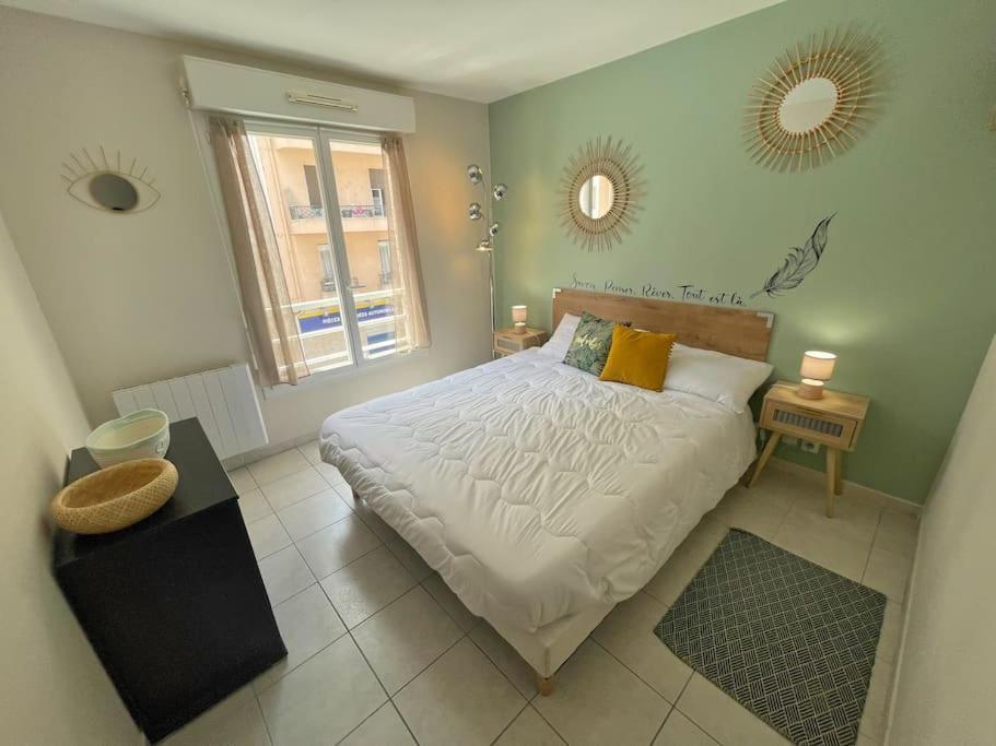 Apartment T2 Moderne Proche Du Port - Clim *